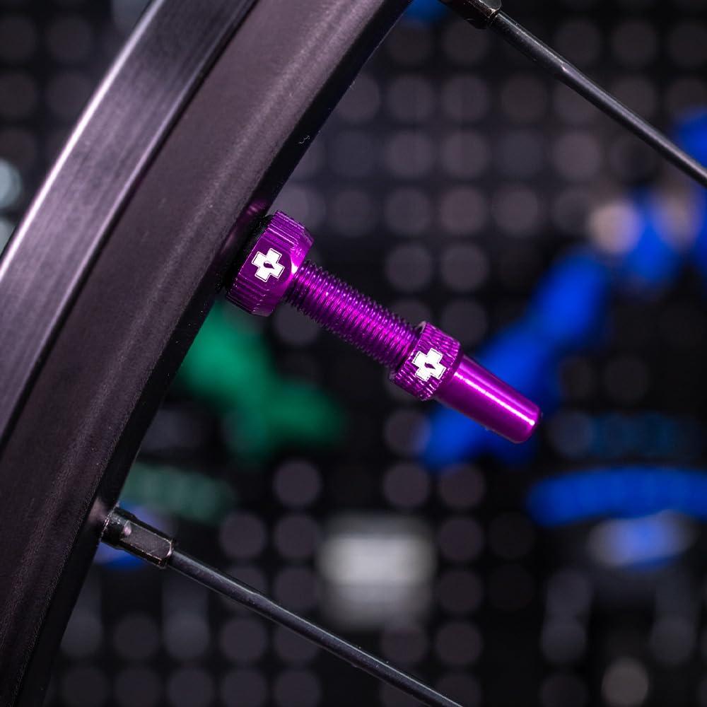 Muc-Off Graue Presta Tubeless Ventile, 44 mm - Hochwertige Anti-Leck Fahrradventile mit integriertem Werkzeug zum Entfernen des Ventilkerns Alcovic