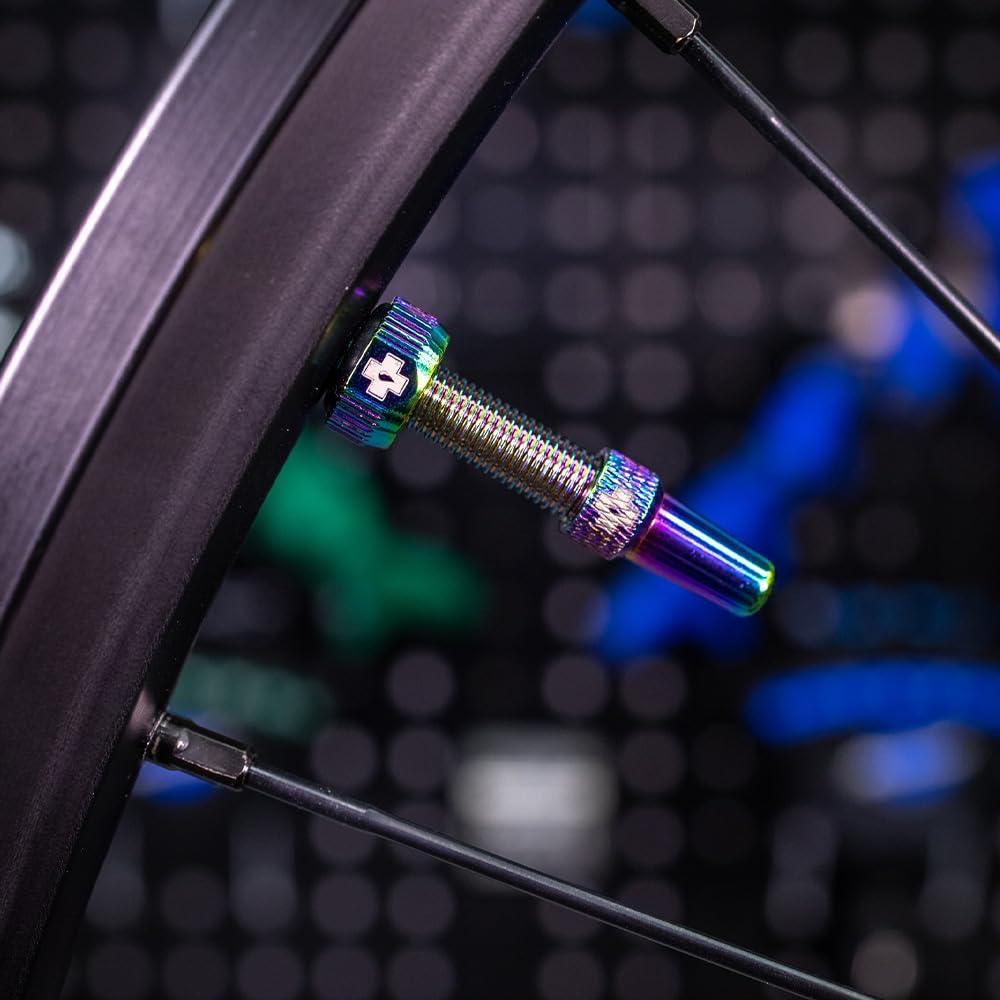 Muc-Off Graue Presta Tubeless Ventile, 44 mm - Hochwertige Anti-Leck Fahrradventile mit integriertem Werkzeug zum Entfernen des Ventilkerns Alcovic