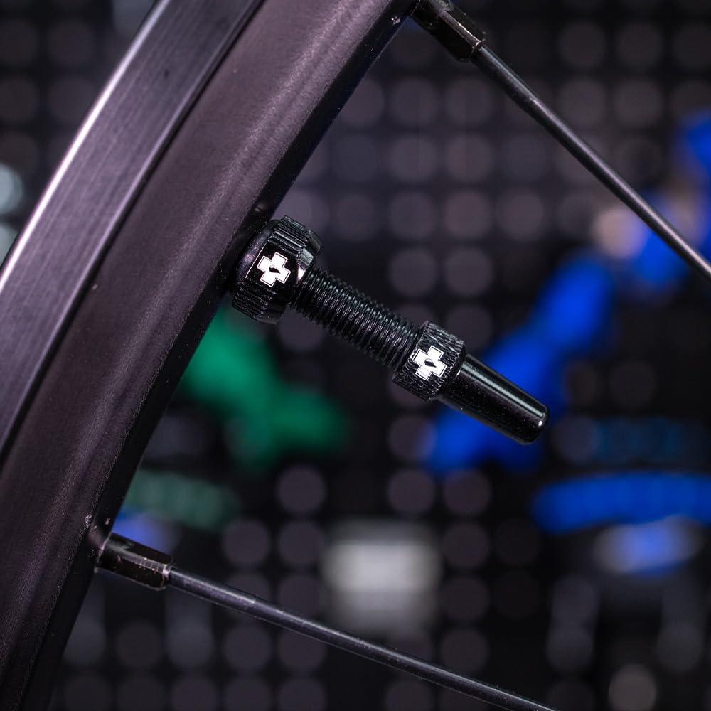 Muc-Off Graue Presta Tubeless Ventile, 44 mm - Hochwertige Anti-Leck Fahrradventile mit integriertem Werkzeug zum Entfernen des Ventilkerns Alcovic