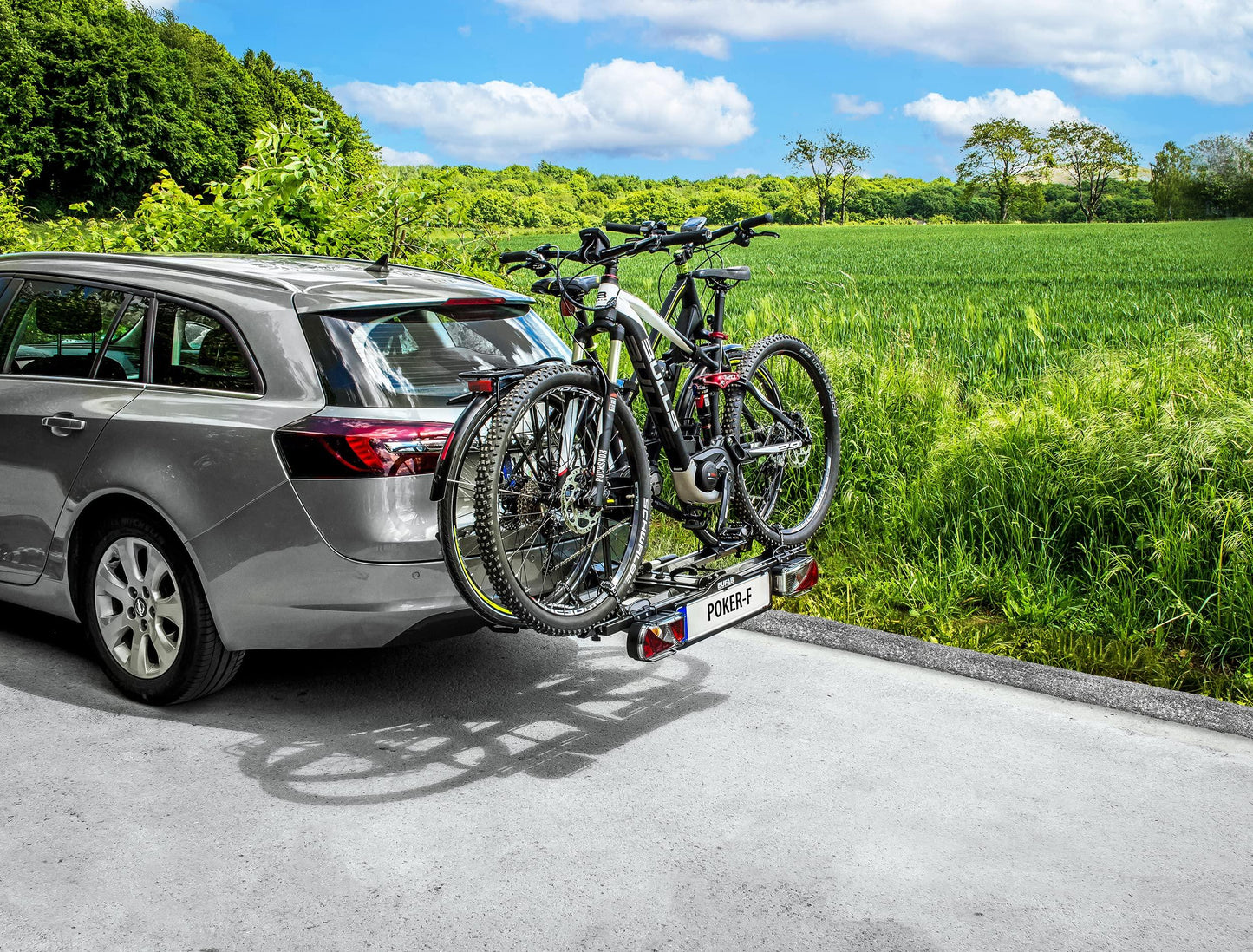 EUFAB Fahrradträger Jake, für E-Bikes geeignet + EUFAB 16412 Universal Wandhalterung für Fahrradträger Alcovic