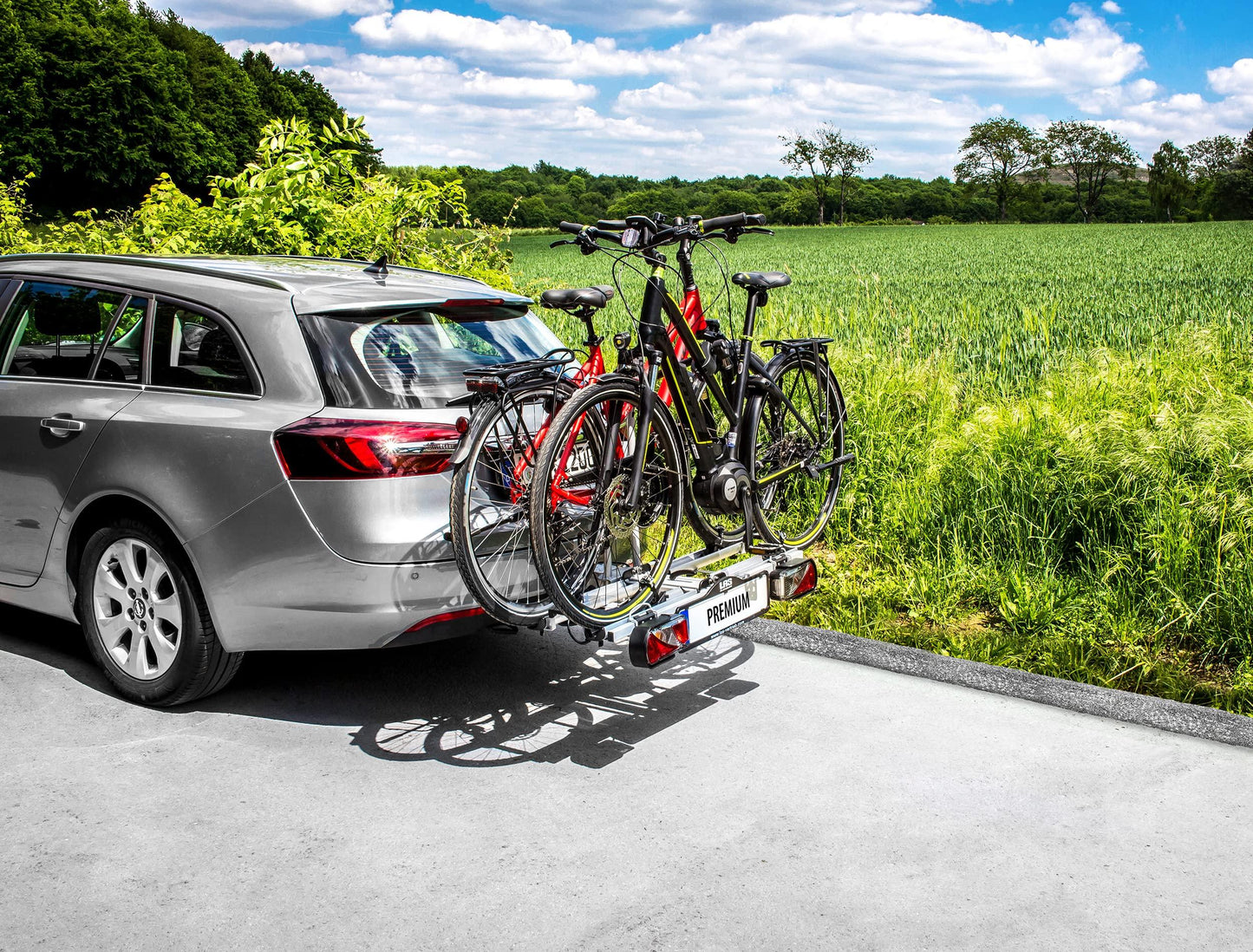 EUFAB Fahrradträger Jake, für E-Bikes geeignet + EUFAB 16412 Universal Wandhalterung für Fahrradträger Alcovic